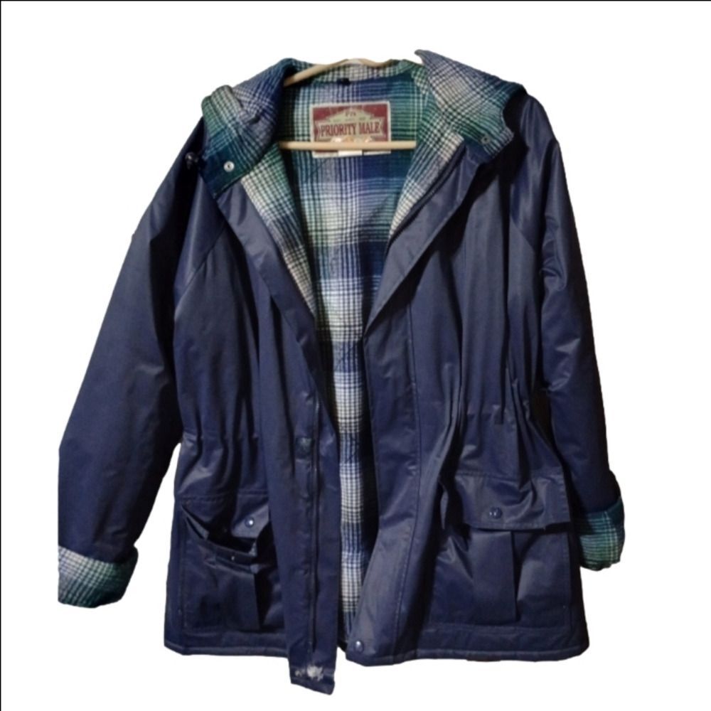 Priority Male rain jacket medium with hood